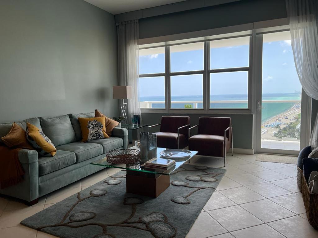 Penthouse Beach Front 1St Line, 2 Bedroom 2 Ba, New Decoration & Furnitures, Unobstructed View Of The Beautiful Atlantic, Free Parking Голливуд Экстерьер фото